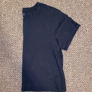 Black Athleta tee!